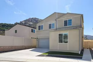 253 Paddock Ln, Fallbrook, CA 92028 - Photo 1
