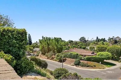1604 Caminito Asterisco, La Jolla, CA 92037 - Photo 25