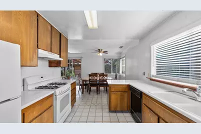 1003 Maryland Street, Vista, CA 92083 - Photo 11