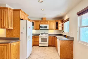 3685 La Hacienda Dr, San Bernardino, CA 92404 - Photo 13