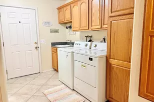 3685 La Hacienda Dr, San Bernardino, CA 92404 - Photo 33