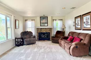 3685 La Hacienda Dr, San Bernardino, CA 92404 - Photo 7