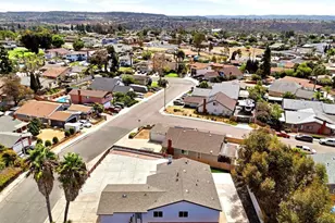 1576 Larkhaven Dr, Chula Vista, CA 91911 - Photo 37