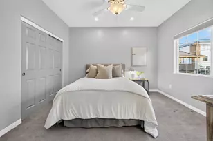 3951 Riviera Dr, San Diego, CA 92109 - Photo 23