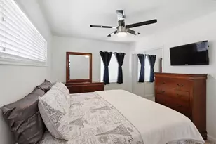 5082 Reynolds St, San Diego, CA 92113 - Photo 15