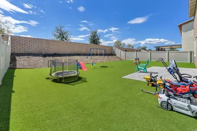 30343 Singer Ln, Menifee, CA 92584 - Photo 21