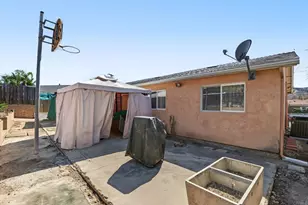 9214 Dalehurst Rd, Santee, CA 92071 - Photo 9