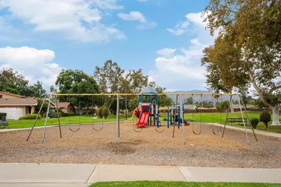 1313 Via Santiago #A, Corona, CA 92882 - Photo 23