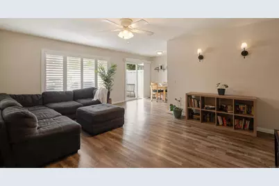 1313 Via Santiago #A, Corona, CA 92882 - Photo 3