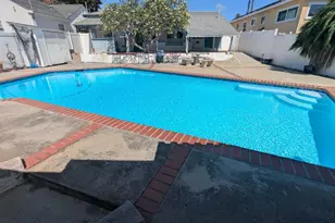 1219 Chalcedony, San Diego, CA 92109 - Photo 3