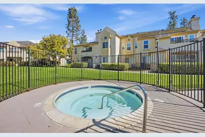 2035 Lakeridge Circle #102, Chula Vista, CA 91913 - Photo 23