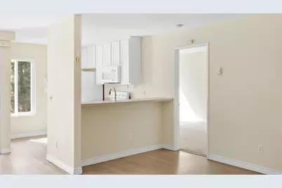 7500 Parkway Drive #207, La Mesa, CA 91942 - Photo 11