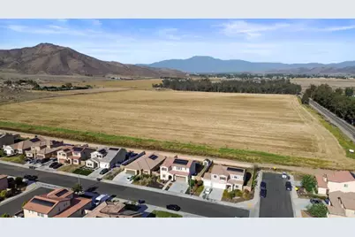 28464 Fressia Drive, Winchester, CA 92596 - Photo 39