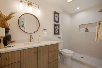 2501 W Sunflower #E6, Santa Ana, CA 92704 - Photo 19