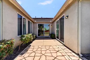28017 Windjammer Ct, Menifee, CA 92585 - Photo 49