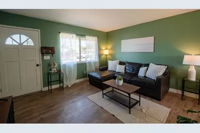 4932 Verde Drive, Oceanside, CA 92057 - Photo 3