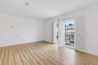 8025 Camino Kiosco, San Diego, CA 92122 - Photo 3