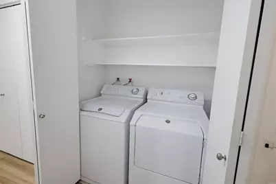 8025 Camino Kiosco, San Diego, CA 92122 - Photo 7