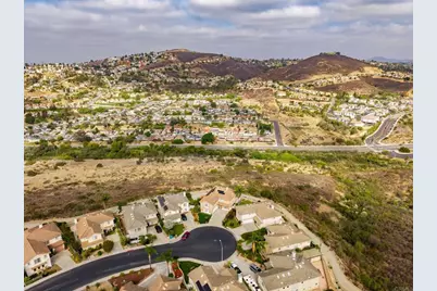 2586 Fresh Waters Court, Spring Valley, CA 91978 - Photo 11