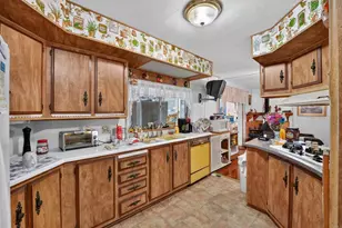 43790 Rassle Dr, Hemet, CA 92544 - Photo 7