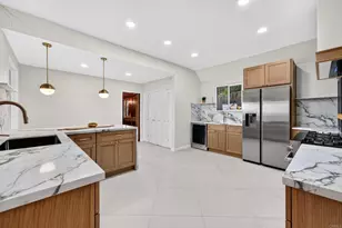 2421 Brant St, San Diego, CA 92101 - Photo 29