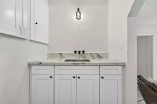 2421 Brant St, San Diego, CA 92101 - Photo 57