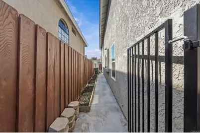 2375 Ravenwood Drive, Lemon Grove, CA 91945 - Photo 35