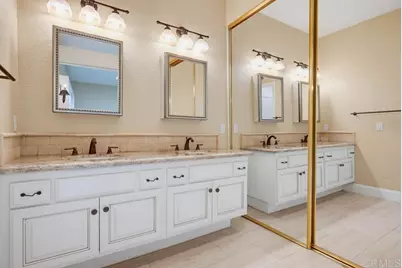 3 Sunrose, Irvine, CA 92603 - Photo 31