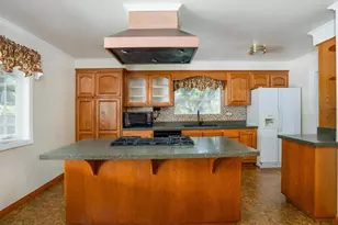 33 Empty Saddle Ln, Rolling Hills Estates, CA 90274 - Photo 15
