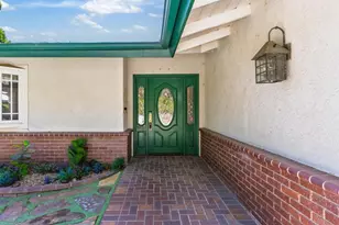 33 Empty Saddle Ln, Rolling Hills Estates, CA 90274 - Photo 3