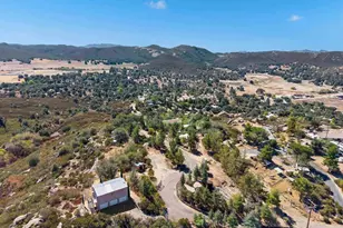 9677 Mizpah Ln, Descanso, CA 91916 - Photo 11