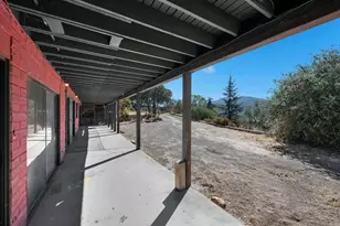9677 Mizpah Ln, Descanso, CA 91916 - Photo 17