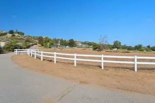 18453 Ramona View Dr, Ramona, CA 92065 - Photo 43