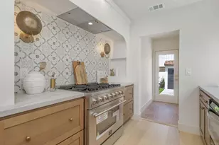 4144 Le Bourget Ave, Culver City, CA 90232 - Photo 11