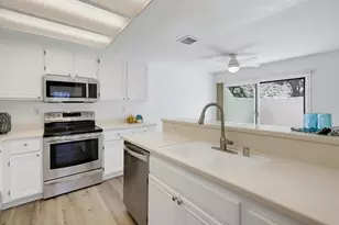 11835 Caminito Ronaldo, San Diego, CA 92128 - Photo 9