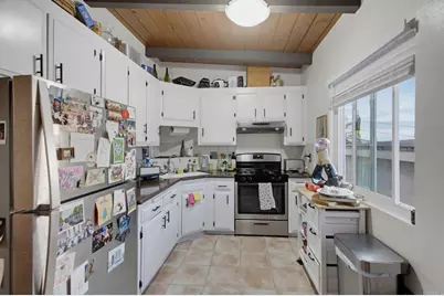 4565 Narragansett Avenue, San Diego, CA 92107 - Photo 9