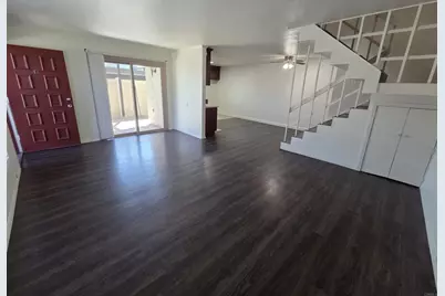 300 Rancho Drive #B, Chula Vista, CA 91911 - Photo 5