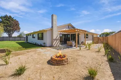 3850 Trieste Drive, Carlsbad, CA 92010 - Photo 35