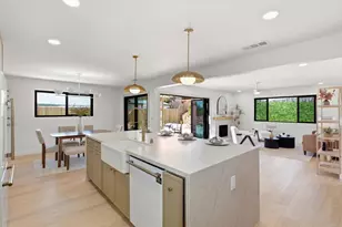 3850 Trieste Dr, Carlsbad, CA 92010 - Photo 13