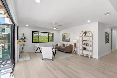 3850 Trieste Drive, Carlsbad, CA 92010 - Photo 5