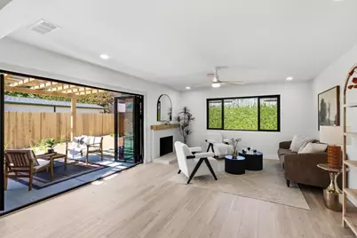 3850 Trieste Drive, Carlsbad, CA 92010 - Photo 7
