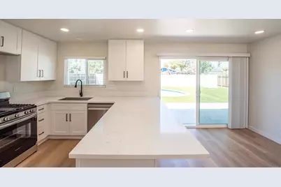 1404 Jefferson Avenue, Escondido, CA 92027 - Photo 23