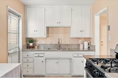 9442 Van Ruiten Street, Bellflower, CA 90706 - Photo 11