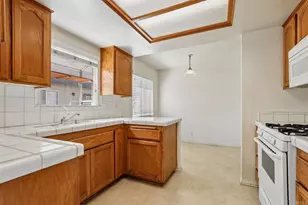 16910 S Dalton Ave, Gardena, CA 90247 - Photo 5