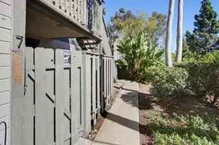 1953 Wellington Ln, Vista, CA 92081 - Photo 3