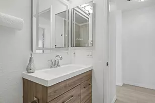 1380 E Washington Ave, El Cajon, CA 92019 - Photo 9