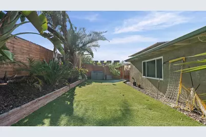 9215 Huntington Avenue, San Diego, CA 92123 - Photo 23