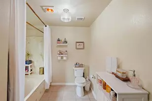 569 E St, Chula Vista, CA 91910 - Photo 7