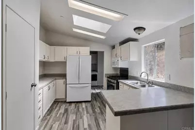1020 Silverbrook Drive, El Cajon, CA 92019 - Photo 7