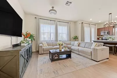 2034 Luzon Lane #7, Chula Vista, CA 91915 - Photo 11